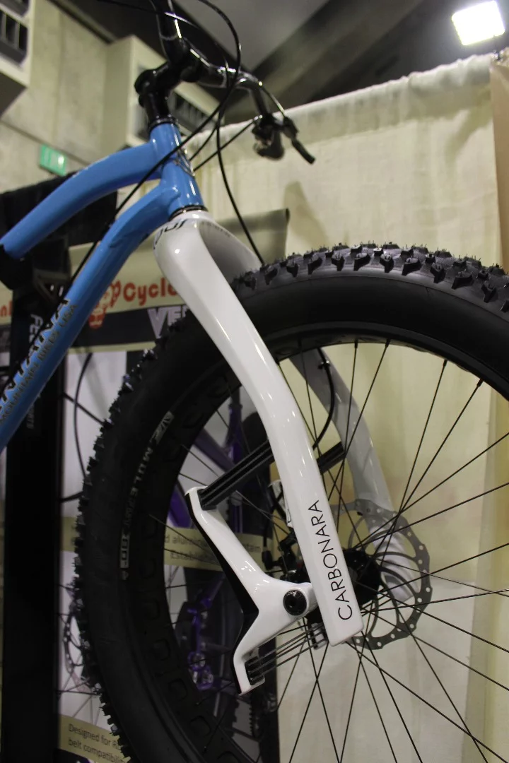 A fatbike-specific Lauf Carbonara leaf-style suspension fork