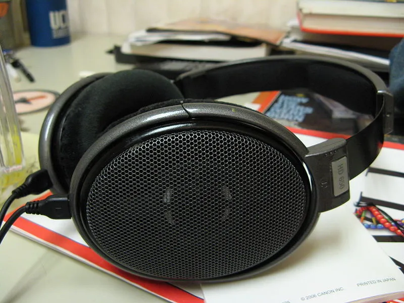 The Sennheiser HD650 open-air headphone
