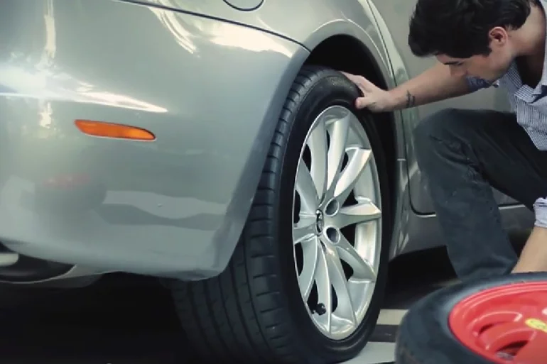 While the tire mounted devices would be easy to steal, each sensor is keyed to the owner’s own Fobo cloud account, making theft pointless