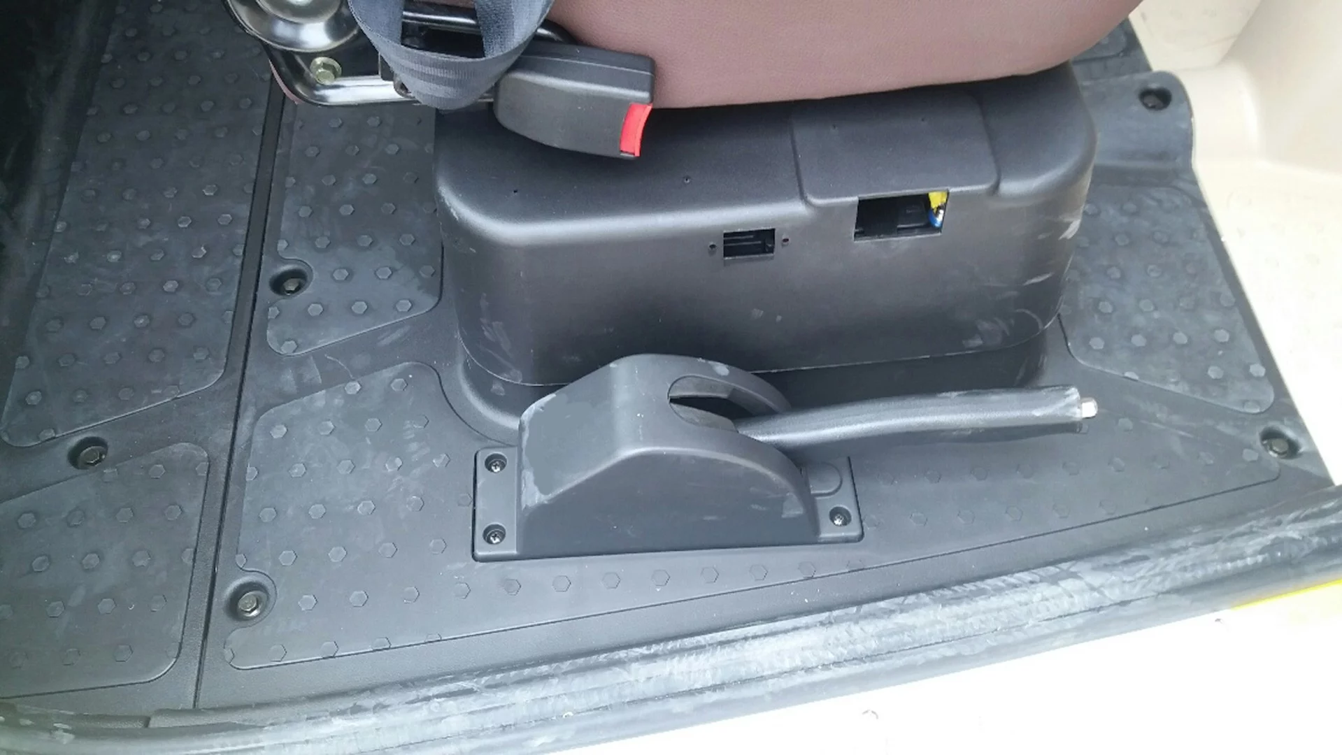 ZEV T3-1 Micro: park brake