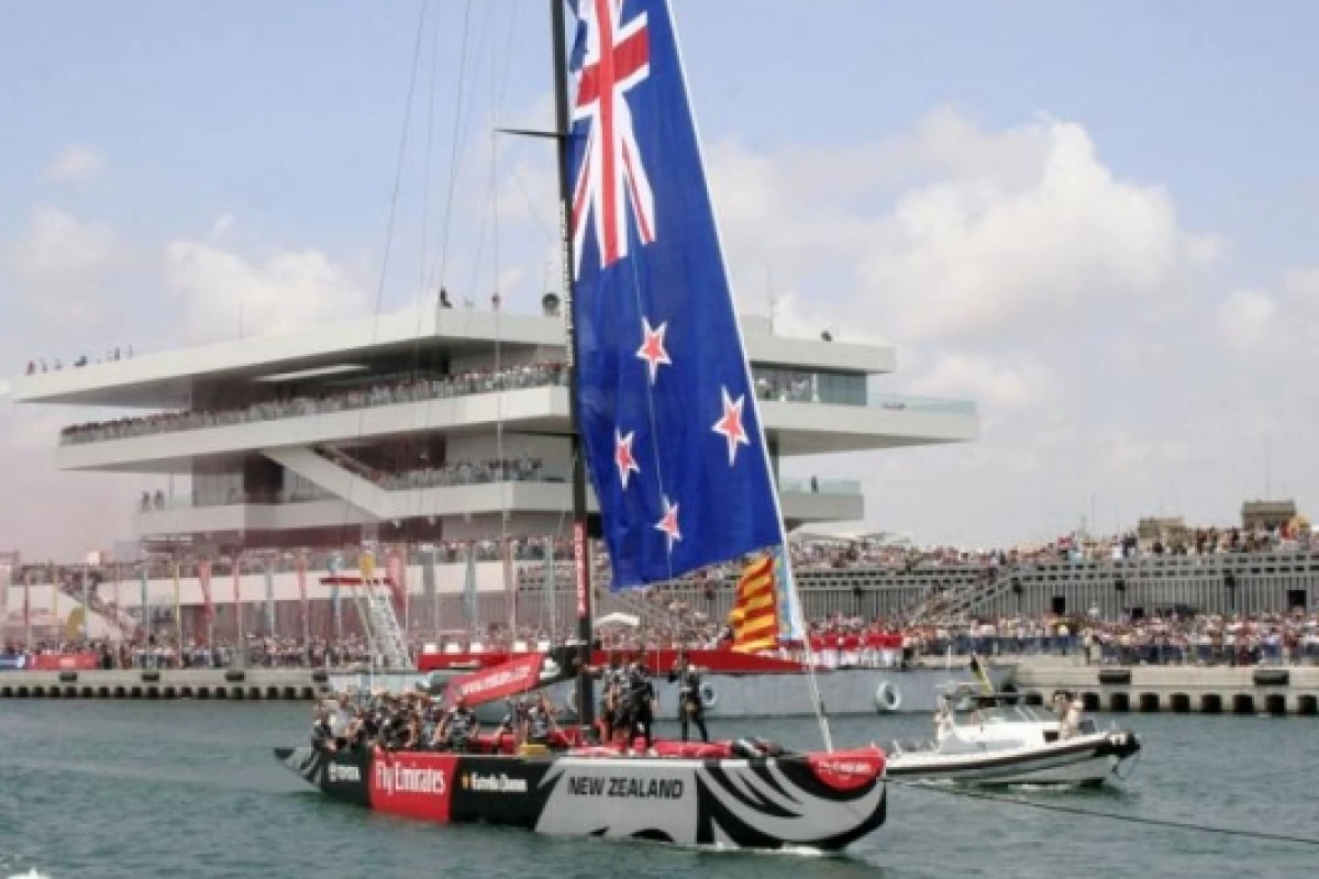 Emirates Team New Zealand leaves for the race.