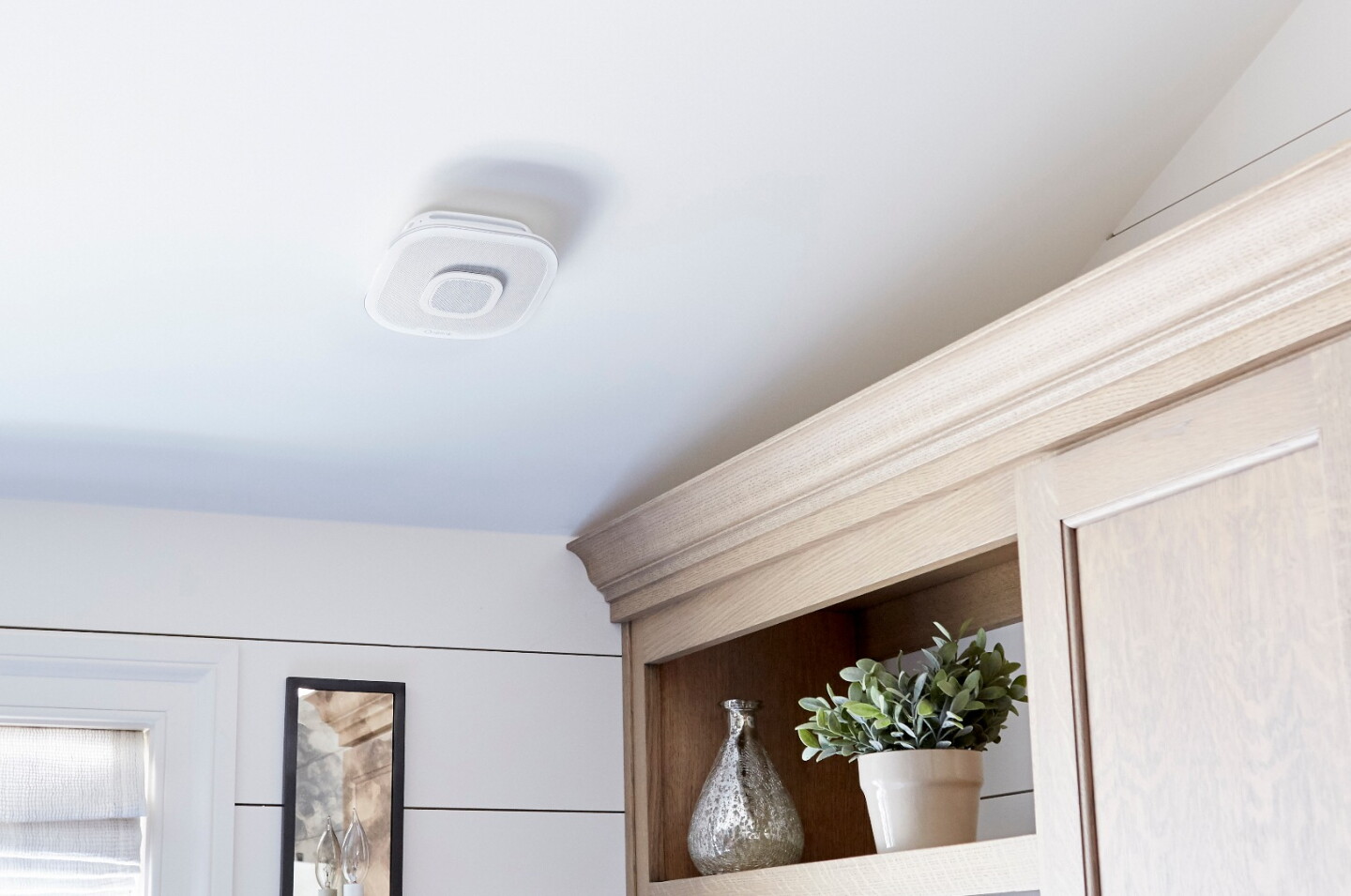 Alexa-enabled smoke detector doubles as a voice assistant from above