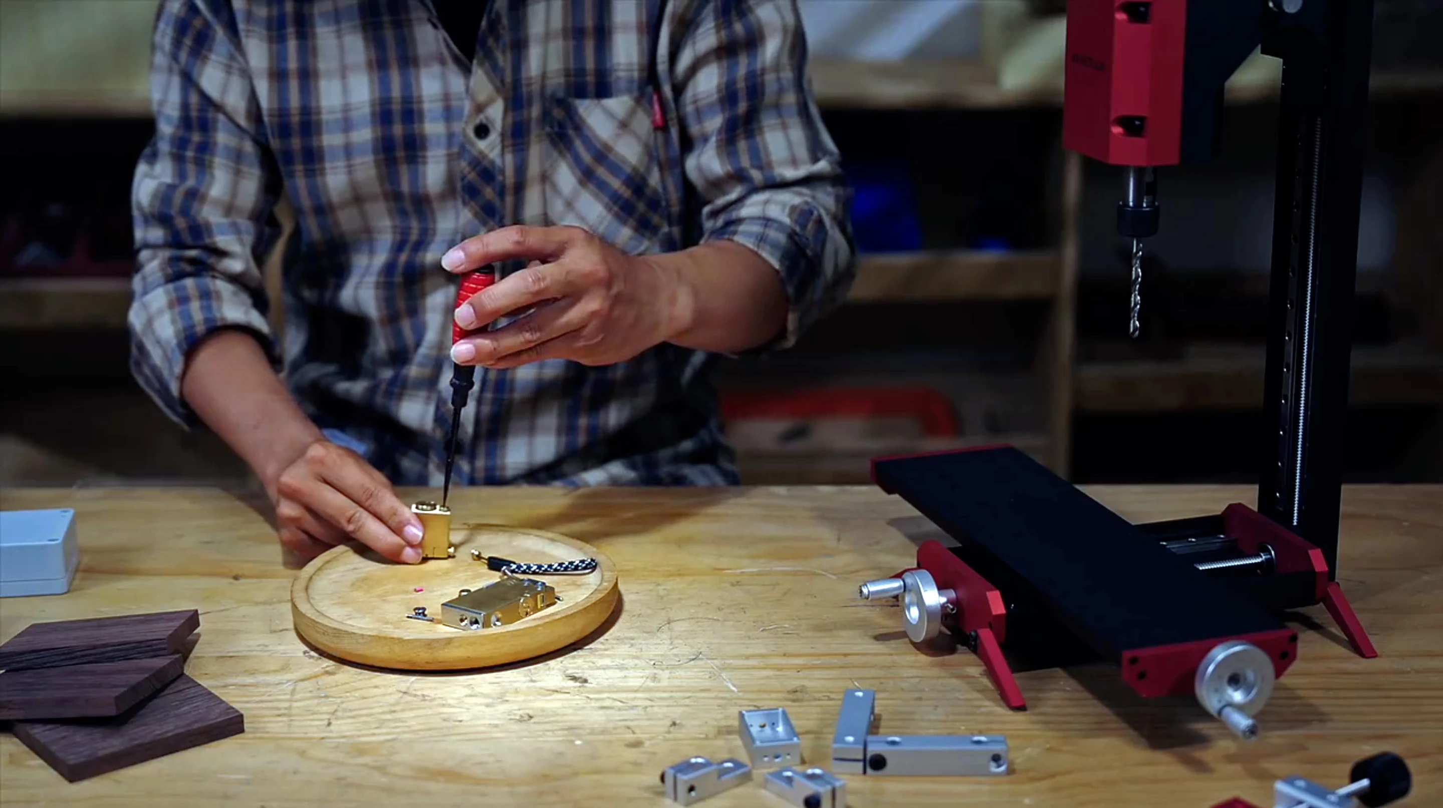 In the video, you can see this gentleman repairing his brass lighter with the KujieTool K1