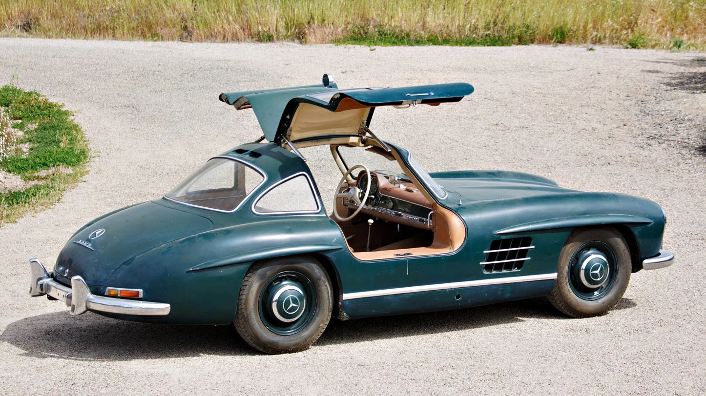1955 Mercedes-Benz 300 SL Gullwing | Estimate: $1,000,000 to $1,300,000 | Official Auction Description: Gooding & CoLot 018
