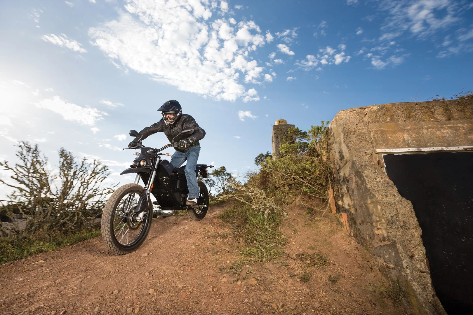 2017 Zero FX: silent dirt bikes open up all kinds of riding options