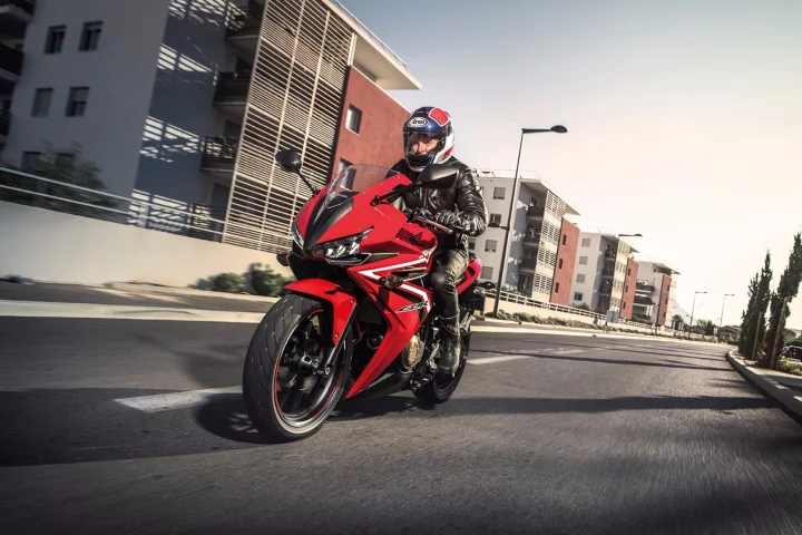 The Honda CBR500R features a selection of upgrades designed to enhance both every day practicality and sport riding efficiency