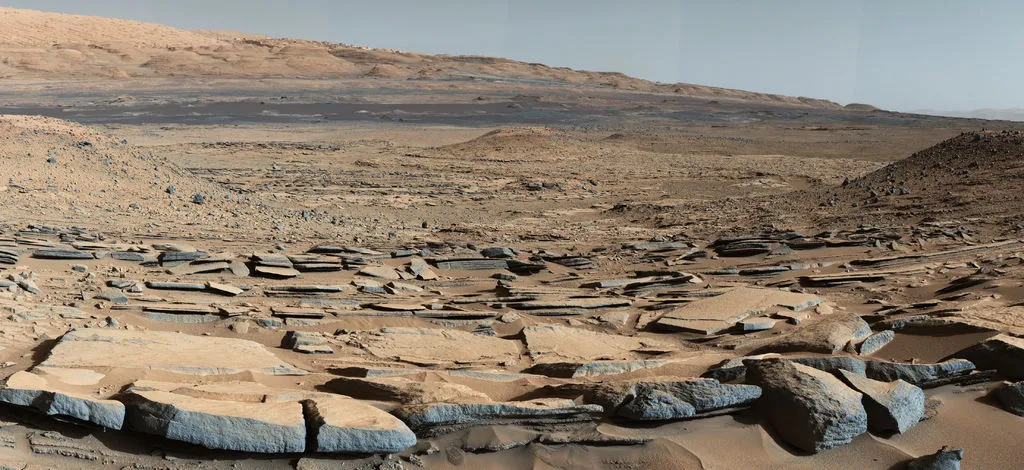 Inside the Gale Crater, as seen by the Curiosity rover