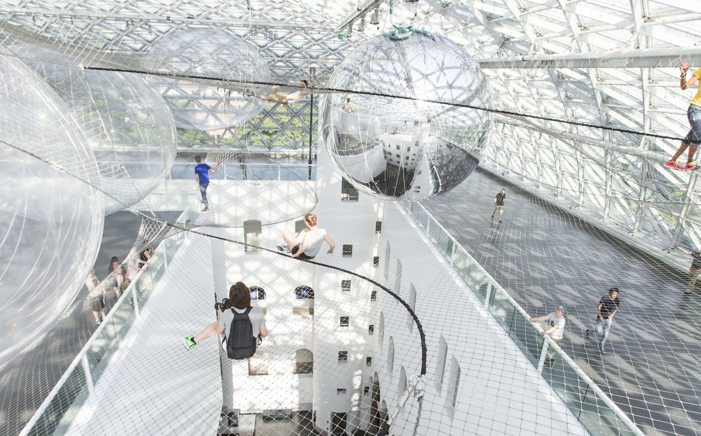 Tomás Saraceno's installation aims to resemble a cloud landscape (Image: Studio Tomás Saraceno © 2013)