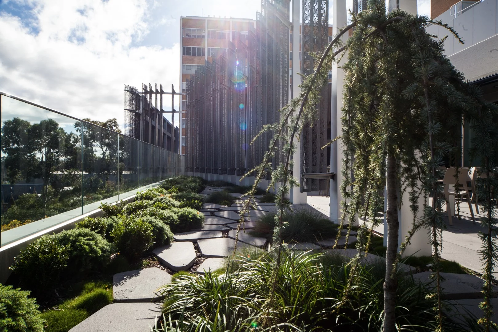 Alongside the Japanese classroom is a quaint rooftop Japanese garden that overlooks the university's Union Lawn