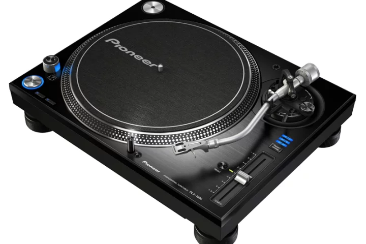 The Pioneer PLX-1000 professional turntable for DJs who prefer to spin and scratch vinyl
