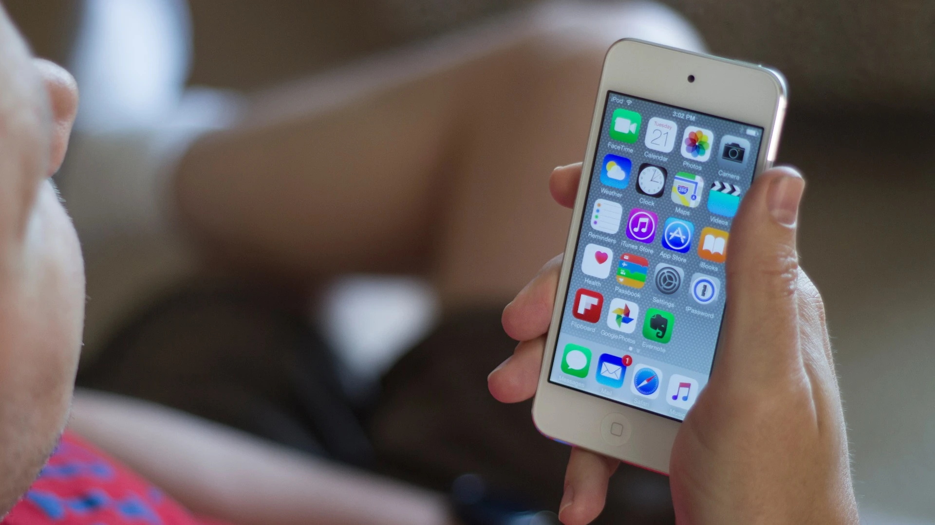 Gizmag reviews the new 2015 iPod touch, a good upgrade for the (relatively) few people who need one