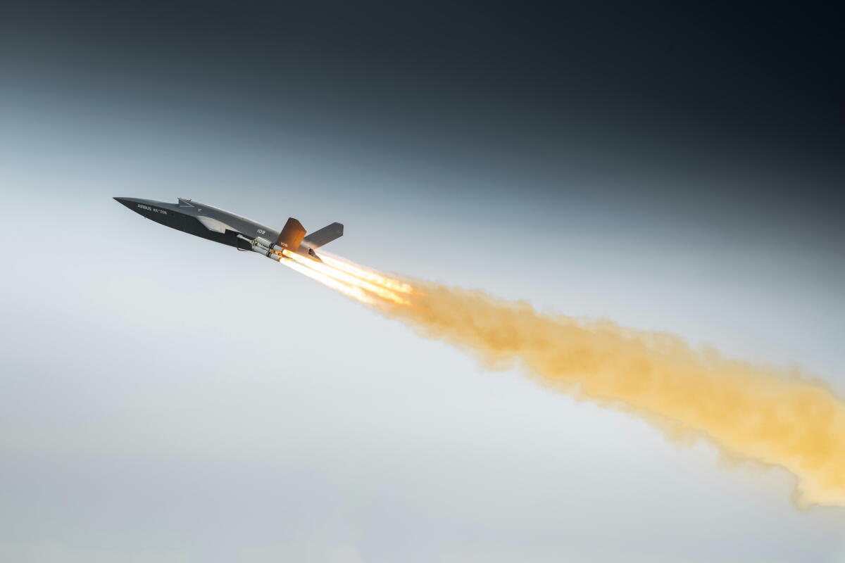 U740-Valkyrie Loyal Wingman rockets into maiden flight