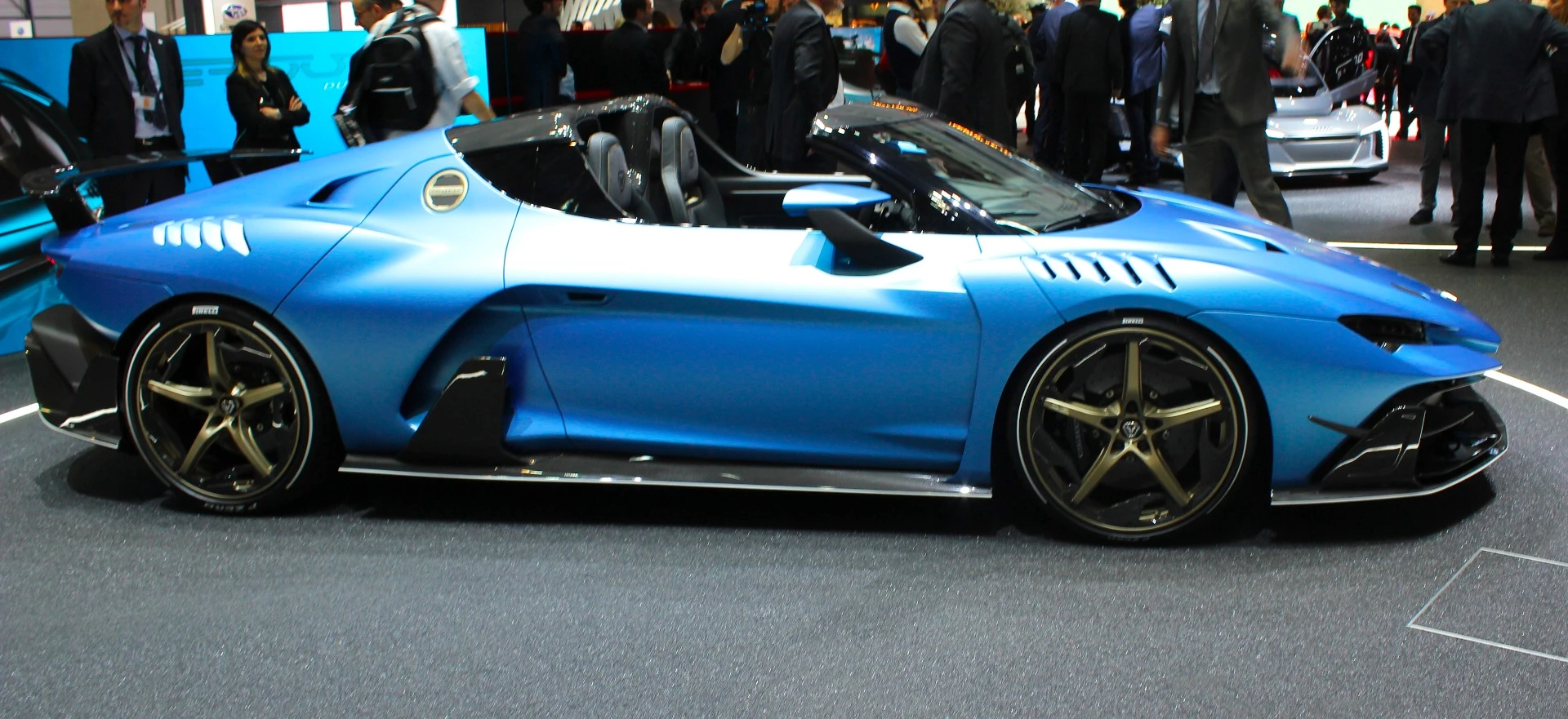 Italdesign Zerouno Duerta: really doesn't look very nice from the side, but let's not tell them