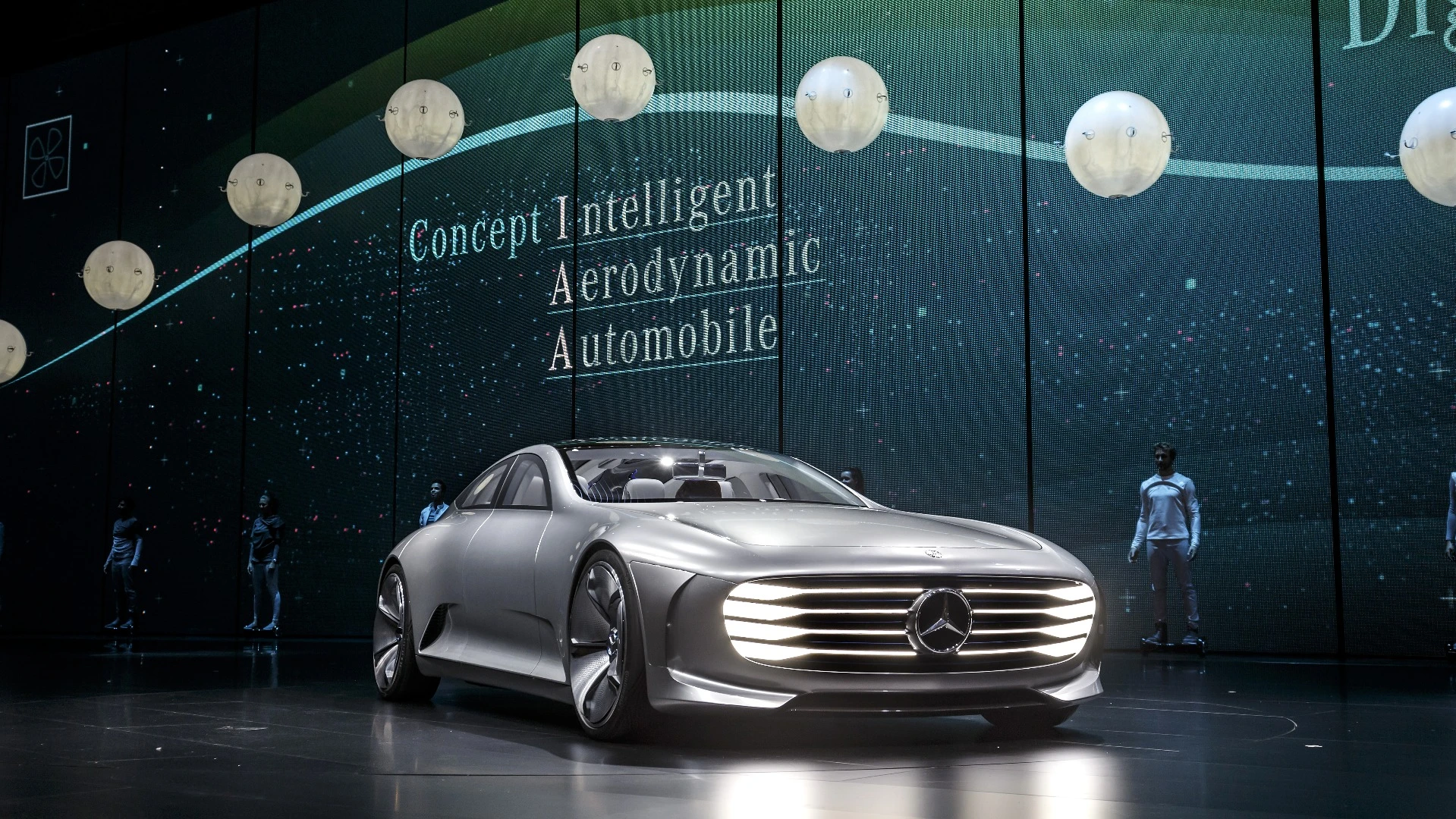 The Concept IAA stands for Intelligent Aerodynamic Automobile