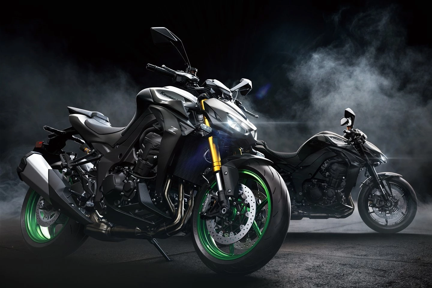 The supernaked, for now, has been confirmed for Europe, where it is expected to be available with dealers by the end of this month. A USA launch is more or less a given and should follow soon.