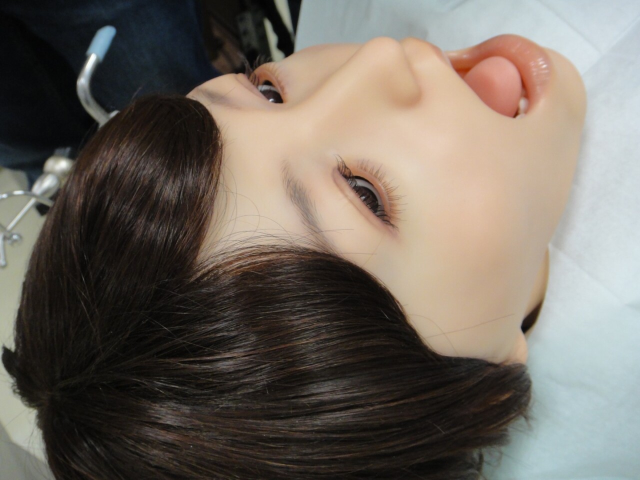 Showa University from Tokyo has presented a highly realistic robotic dental patient Showa Hanako 2 (Photo: DigInfo).