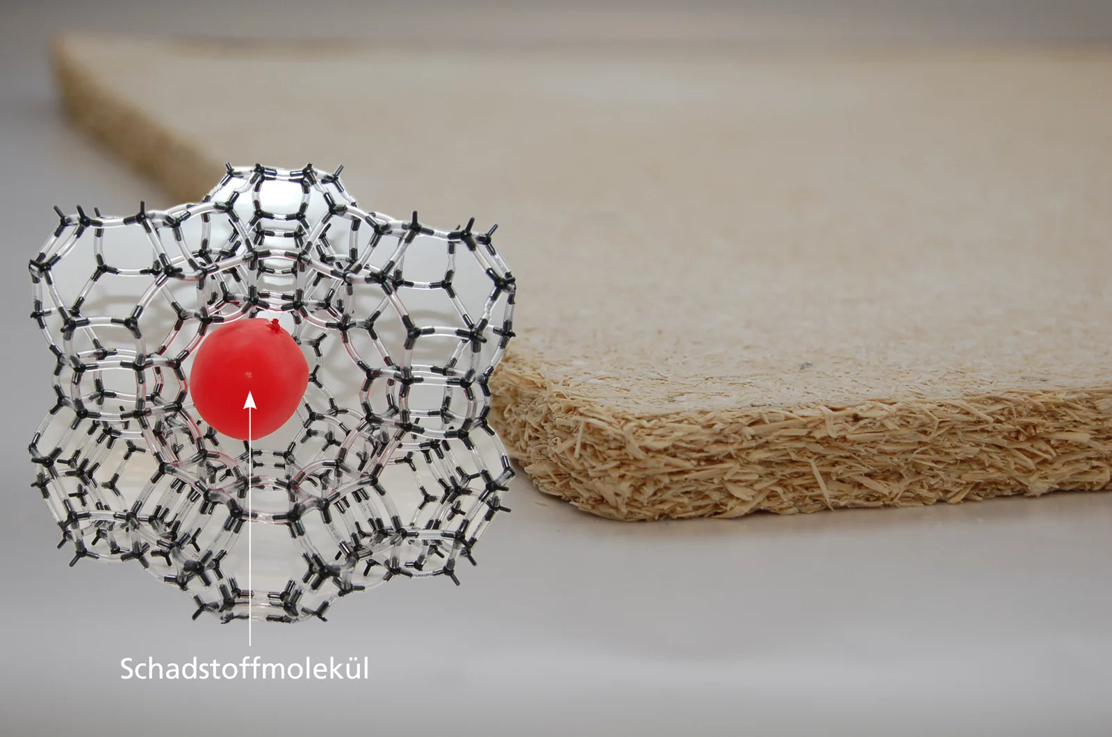 A model zeolite molecule, illustrating its porous structure and large inner surface area (Photo: Fraunhofer)