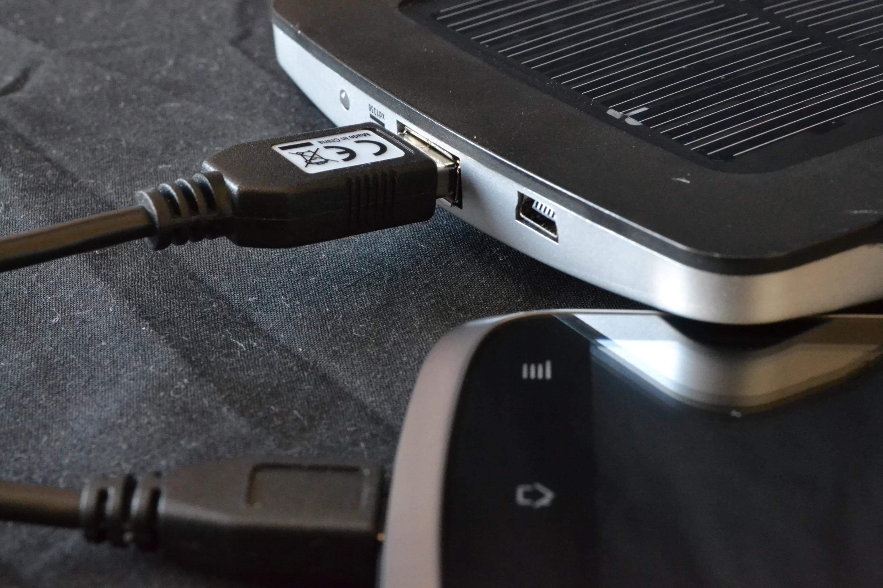 When at capacity, the Li-ion battery proved sufficient to fully charge my smartphone, with some room to spare