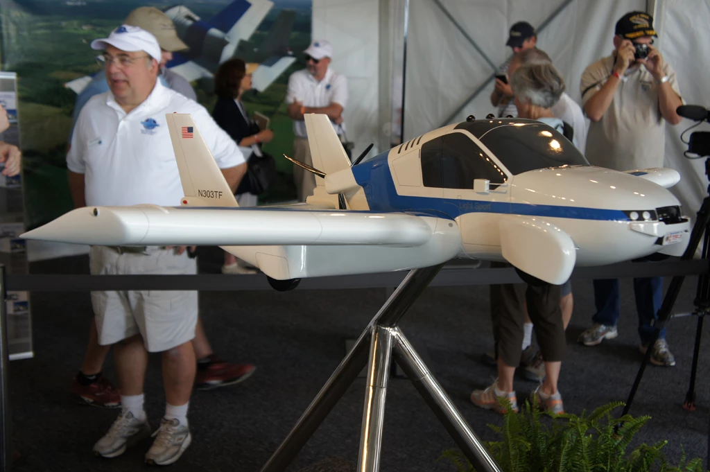 Terrafugia Transition scale model on display at AirVenture 2010