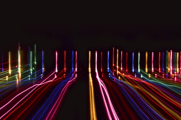 Using advanced digital signal processing techniques, researchers have created an optical data transmission system able to transfer information at a rate of 1.125 terabits per second