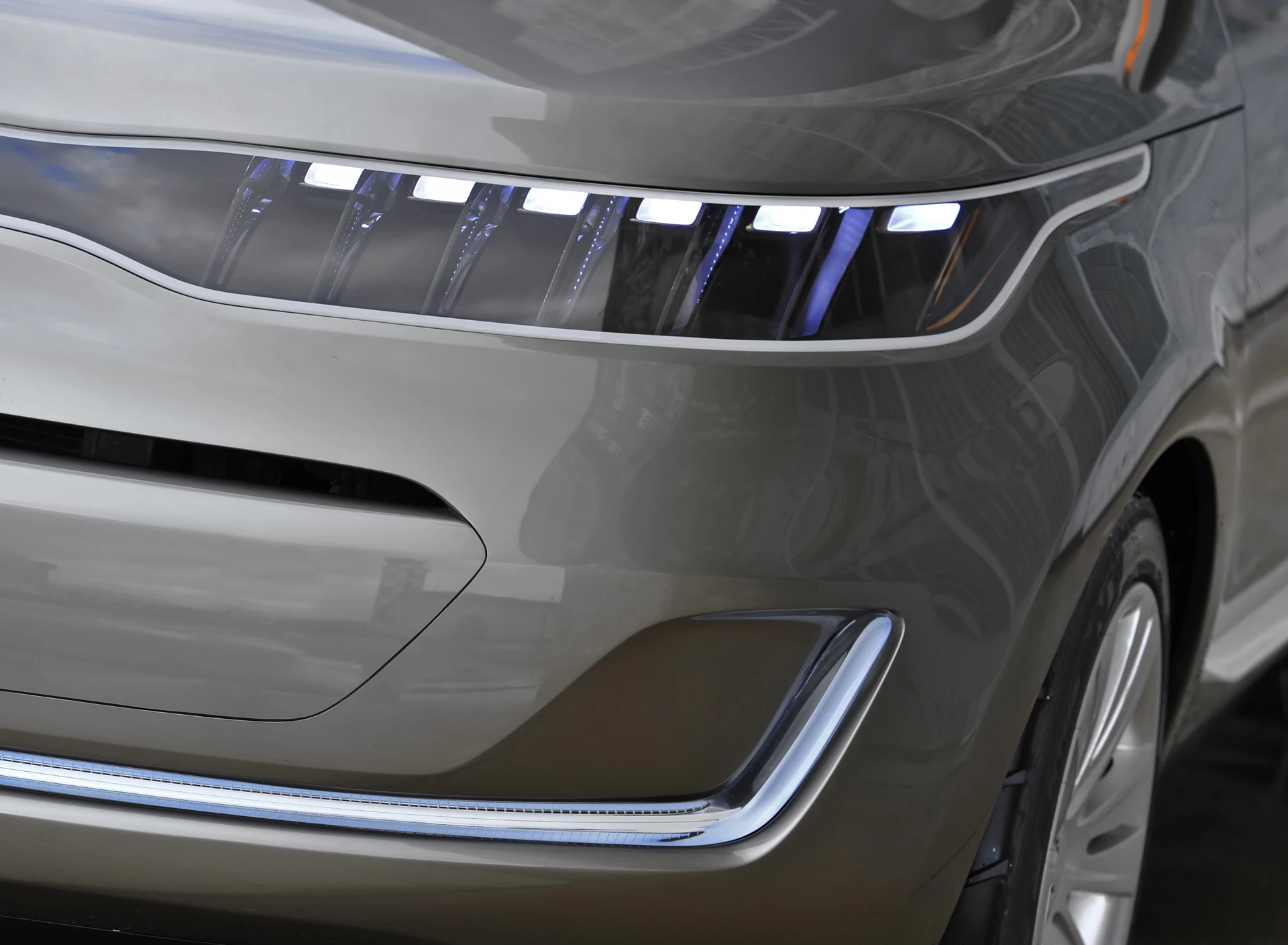 Kia KV7 Concept