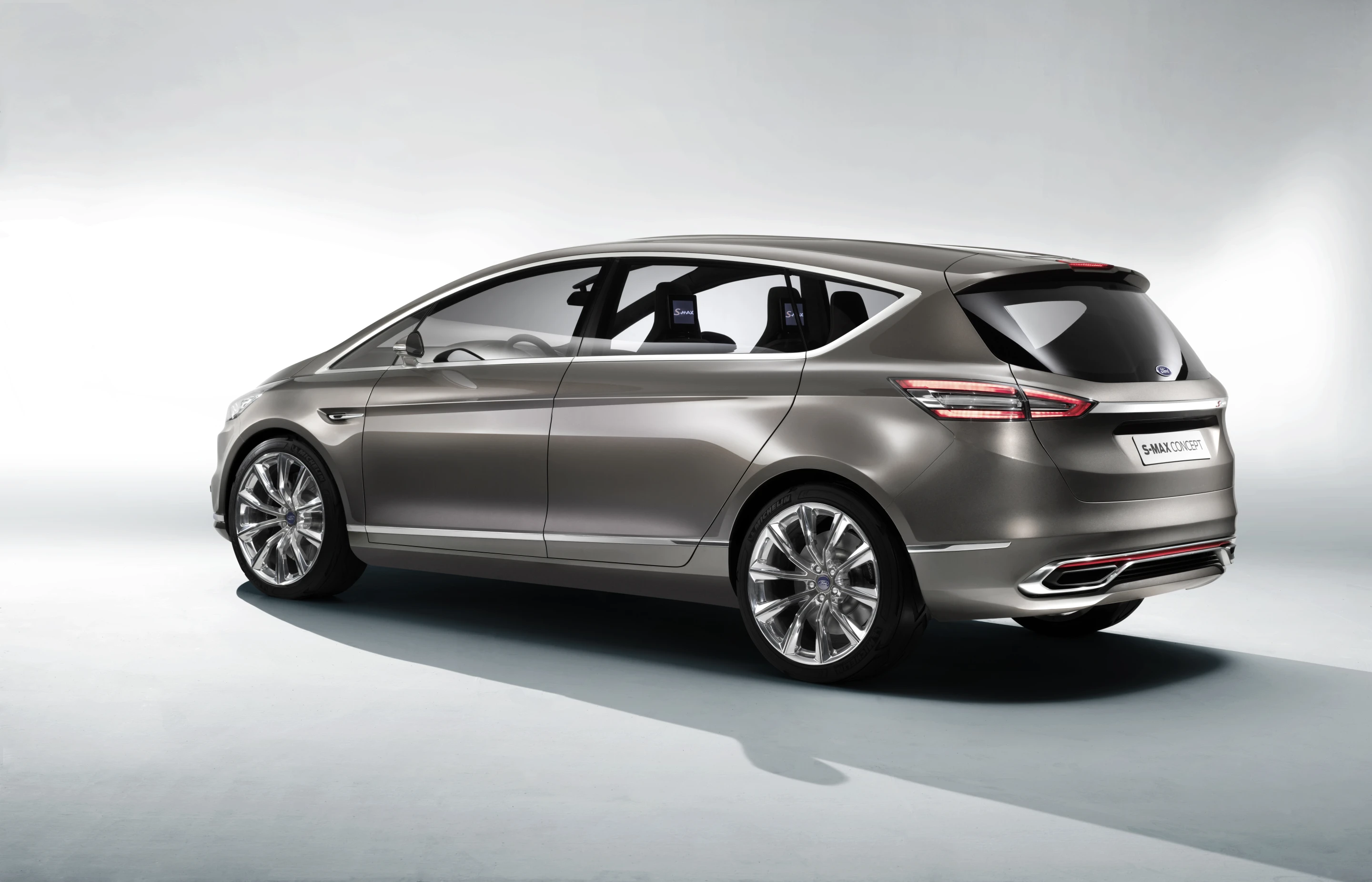 The Ford S-Max Concept uses Ford's new design language