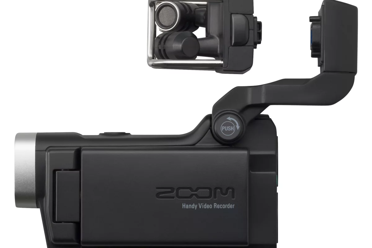 The interchangeable mic capsule system is reported compatible with most of Zoom's existing capsules