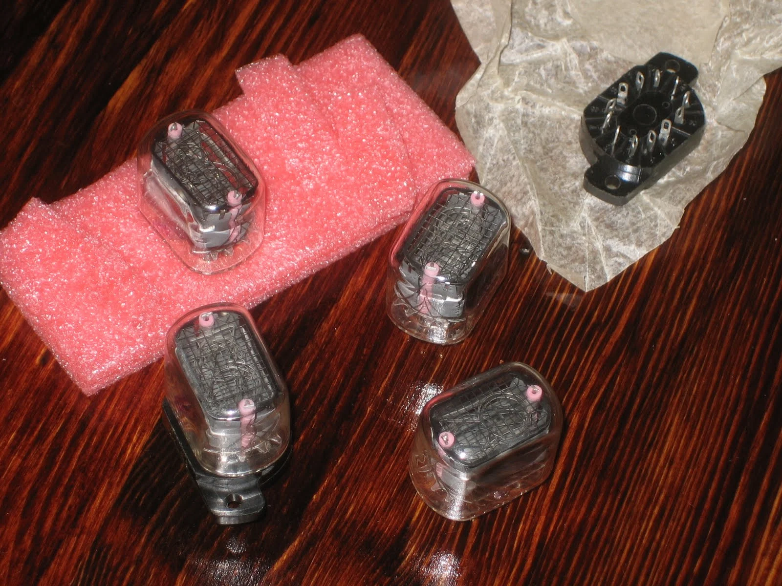 The arrival of the new-old-stock Soviet Union nixie tubes for the clock display of the Nixie Ramos