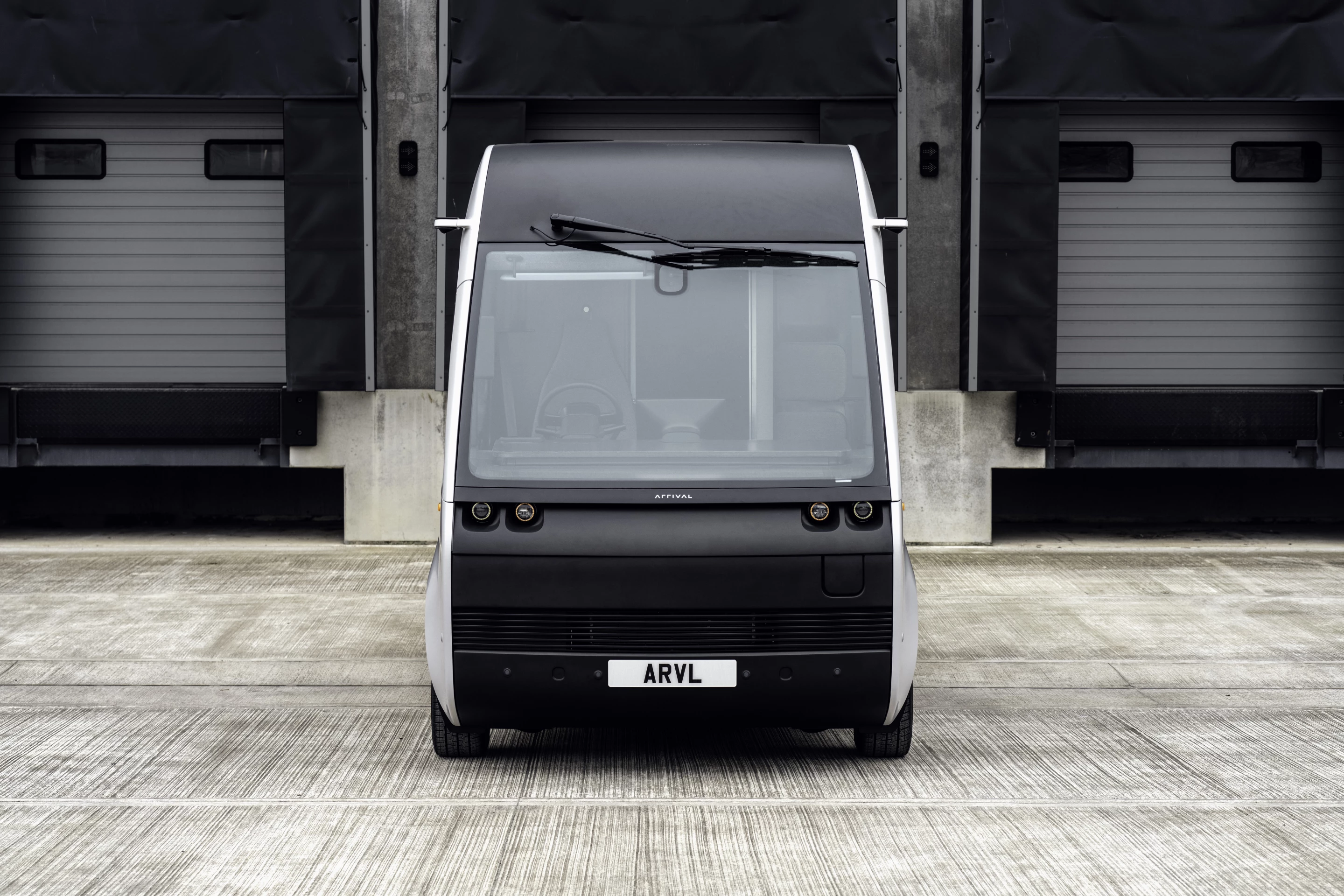 Modular battery configurations up to 133 kWh are available