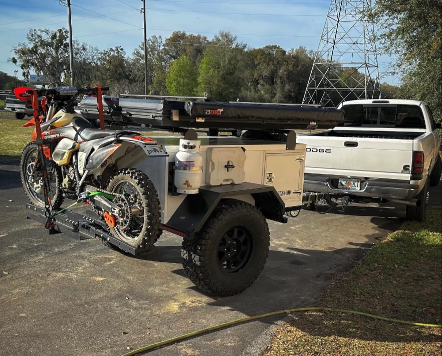 The Venturist XS includes a run-through tongue tube that provides a hitch receiver, perfect for a four- and two-wheel camping adventure