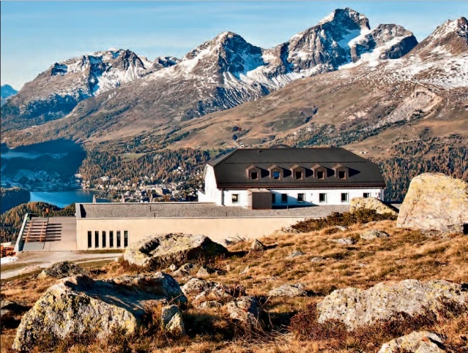 The Romantik Hotel has been awarded the PlusEnergieBau Solar Award 2011, the only prize in the world for buildings that generate more energy than they need (image: Romantik Hotel)