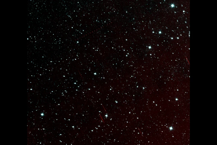 Path of asteroid (872) Holda, as seen by NEOWISE, shown as a dotted red line (Image: NASA)