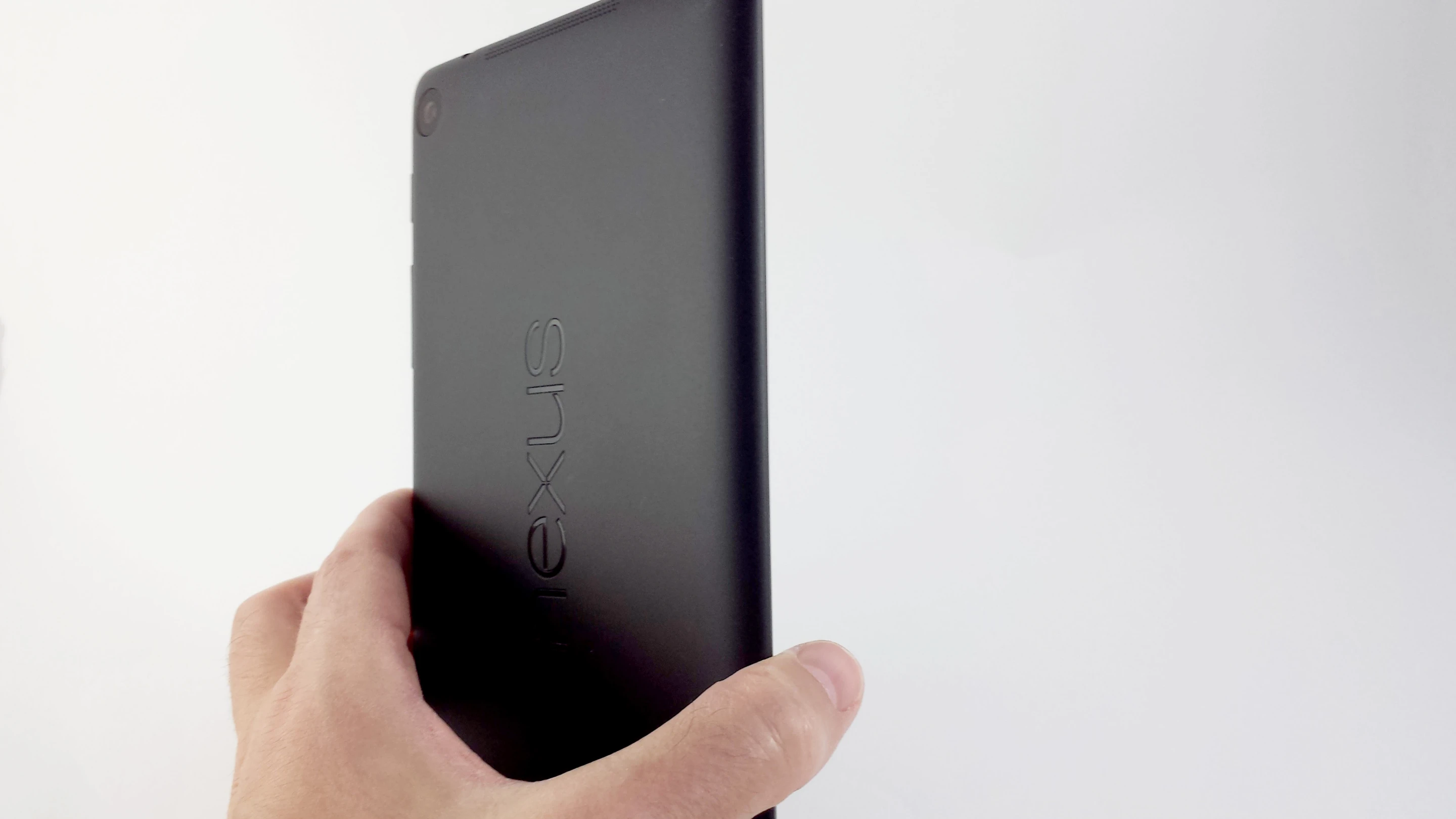It's easy to hold the Nexus 7 in one hand