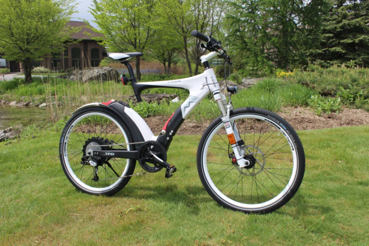 The M1 Secede at the Charged Up electric bike event