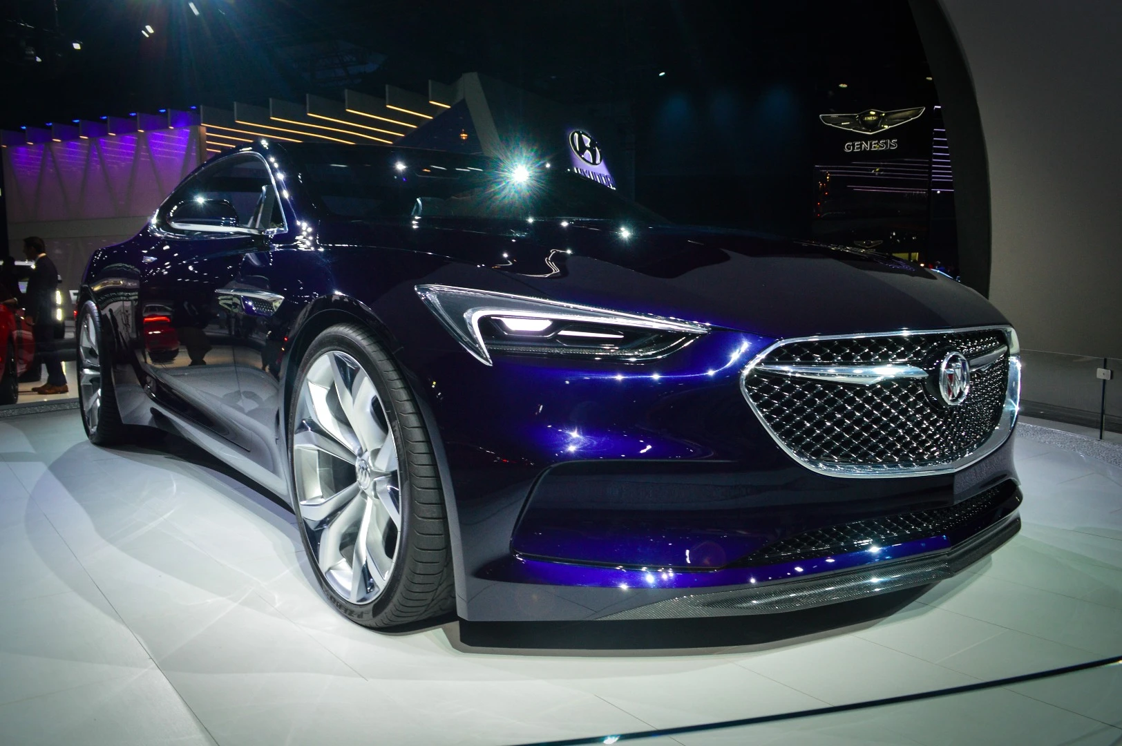 Buick shows off the Avista concept in LA