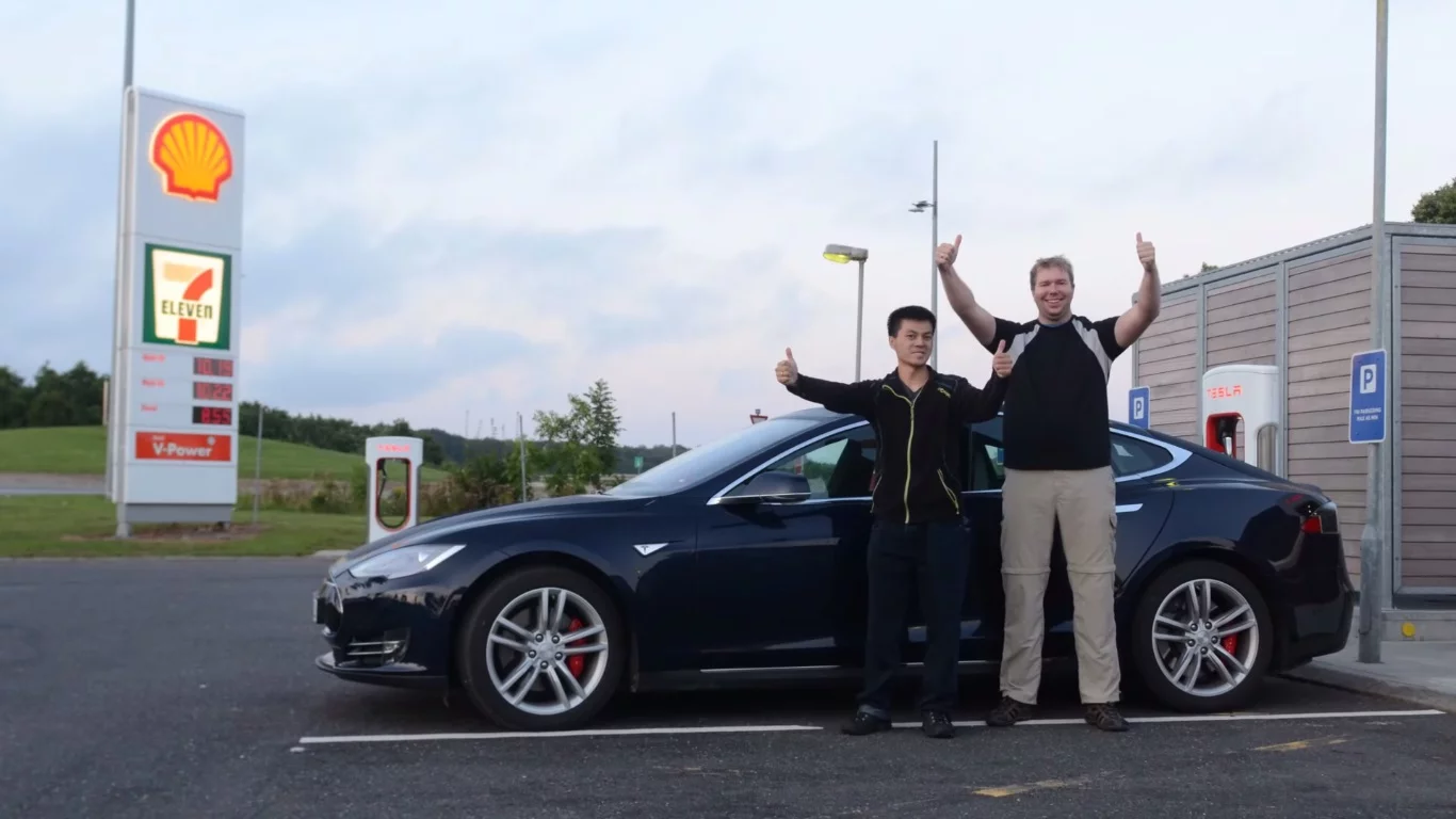 Hyland says he aimed to drive at a steady 25 mph (40 km/h), kept the vehicle's air-conditioning and fans switched off and avoided hard acceleration and use of the brakes where possible