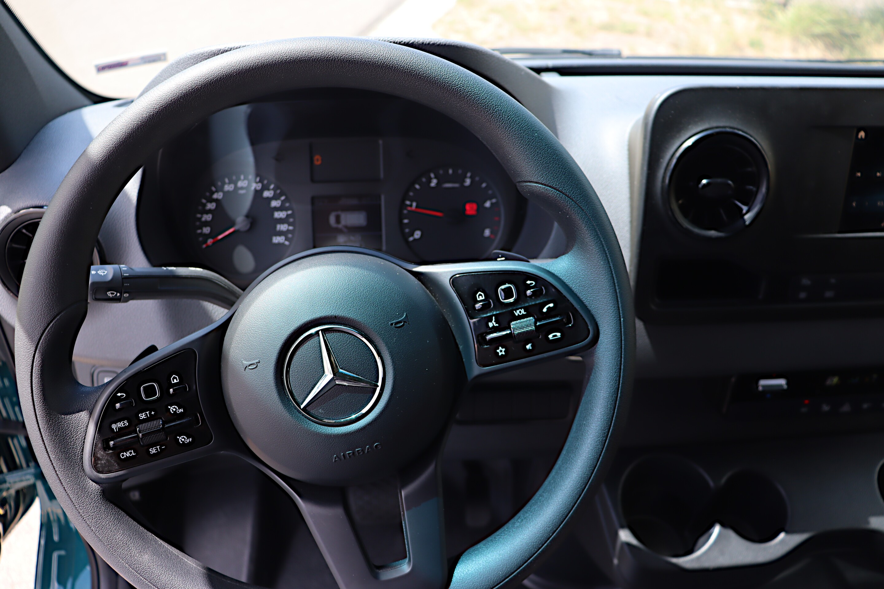 mercedes sprinter 2022