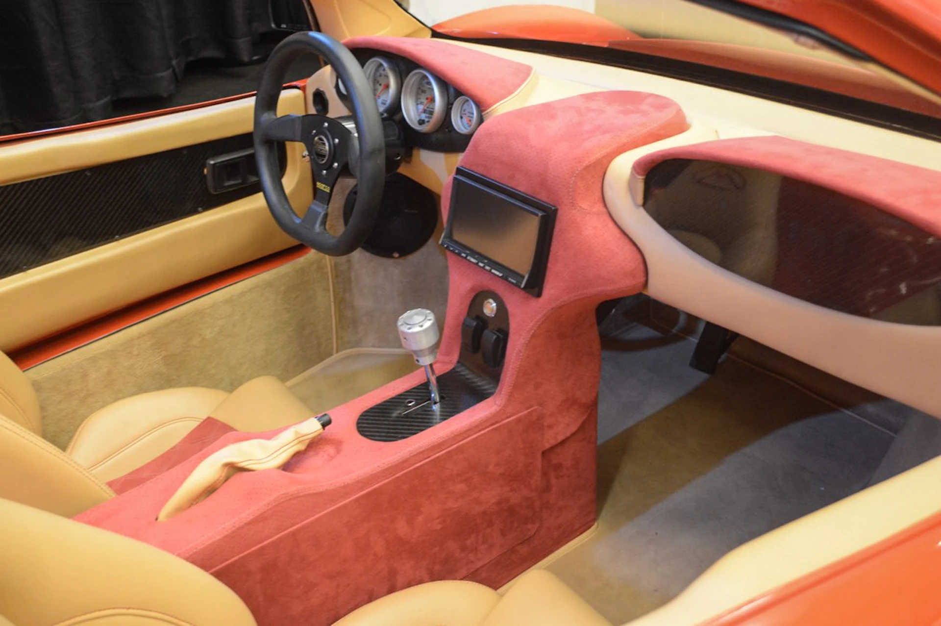 Inside the Mullen GT (Photo: C.C. Weiss/Gizmag)