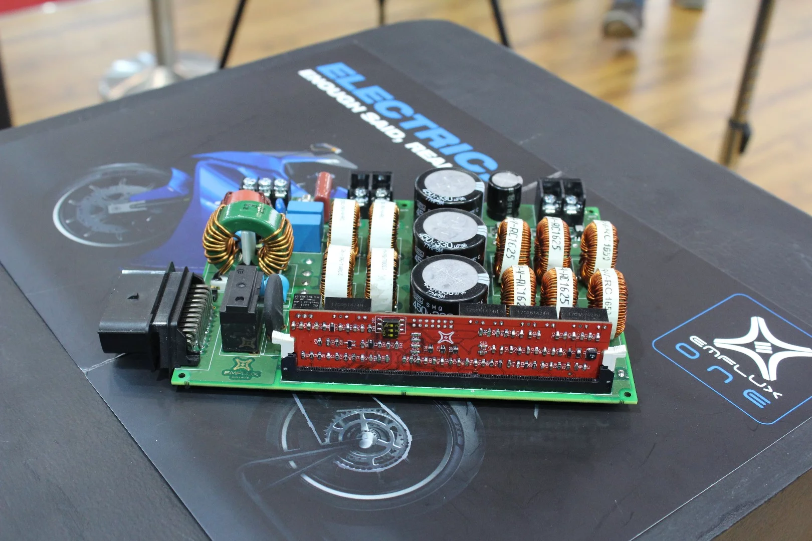 Emflux One: charger circuit
