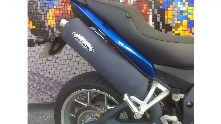 Zircotec tested their thermal coating for street use using a Triumph Tiger 1050