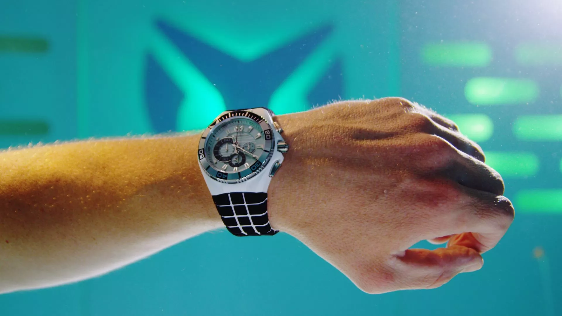 The TechnoMarine Underwater Night Club