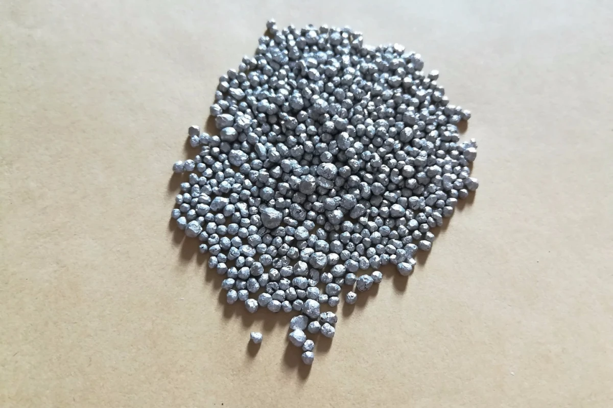 Researchers have developed a magnesium-based material that could allow for solid-state magnesium-ion batteries
