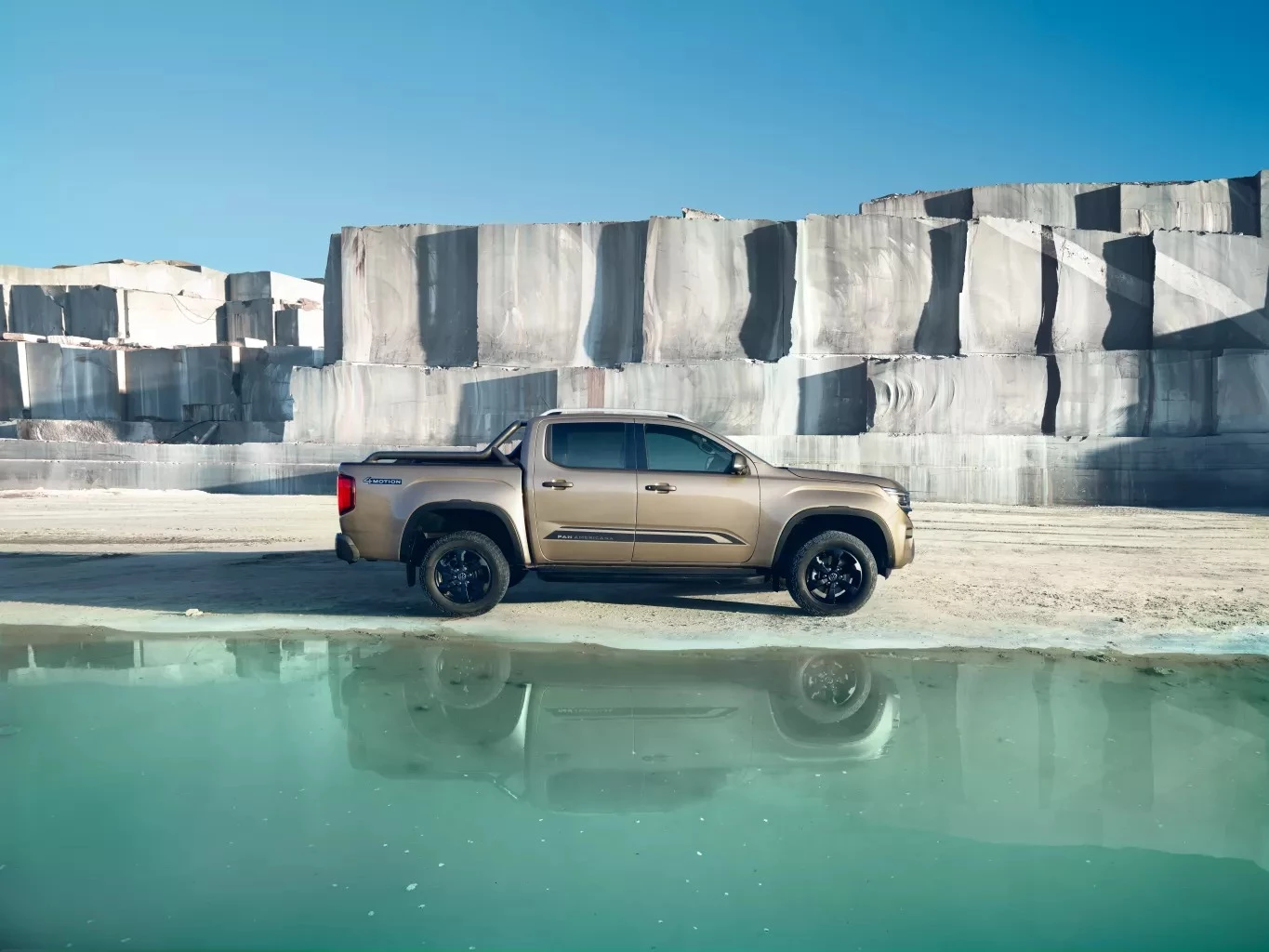 The VW Amarok comes with 3.5 tonnes of towing capacity, 435 lb-ft of torque, and 268 hp of power