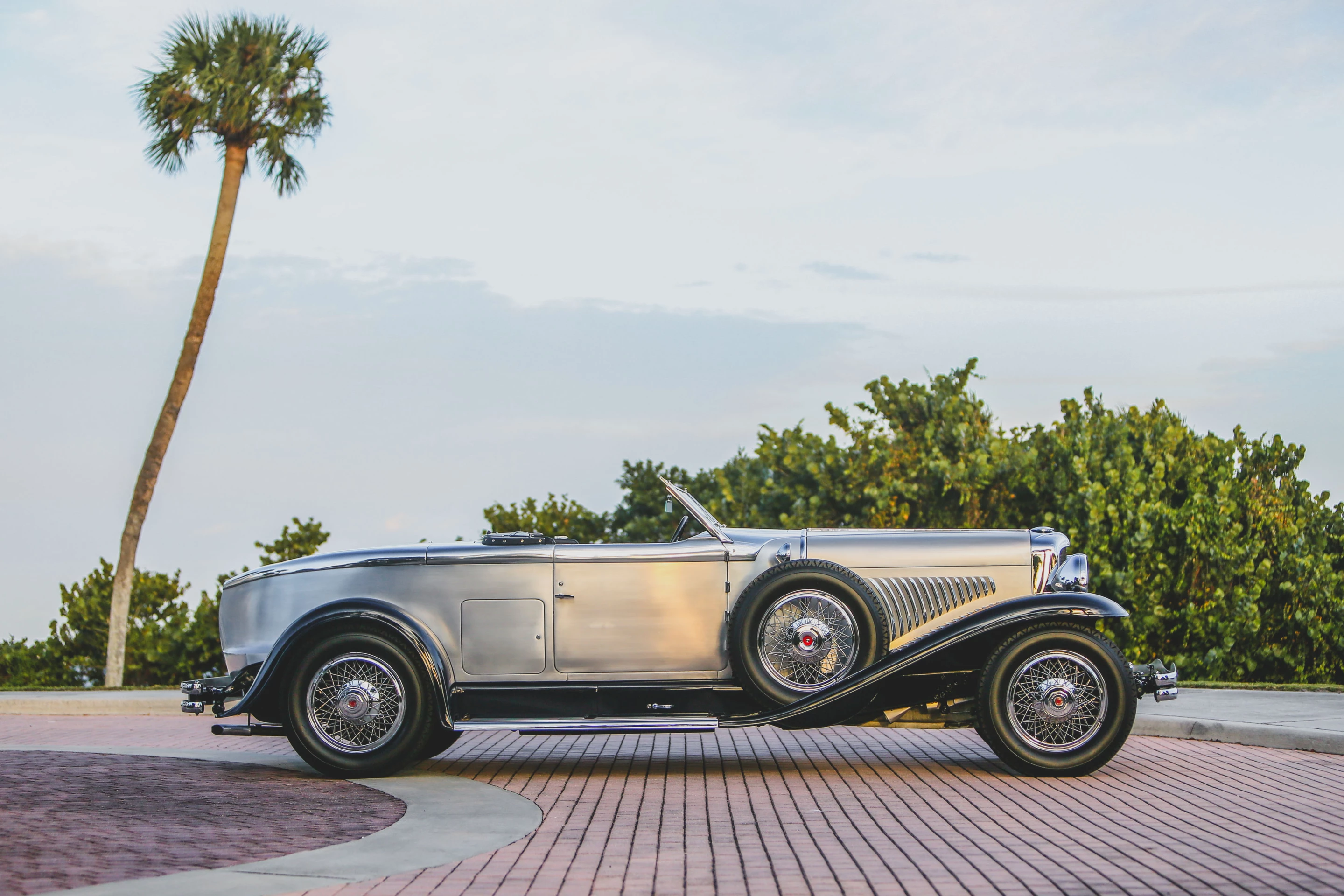 This 1929 Duesenberg Model J Murphy Torpedo Convertible Coupe sold for $5,725,000 at RM-Sotheby's Amelia Island Auction on May 22, 2021