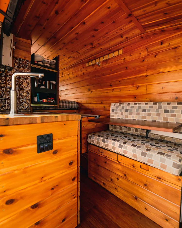 A bit different from the usual vis-a-vis dining areas we're used to, the Boho Golden Egg saves space with a single bench and swivel-out table