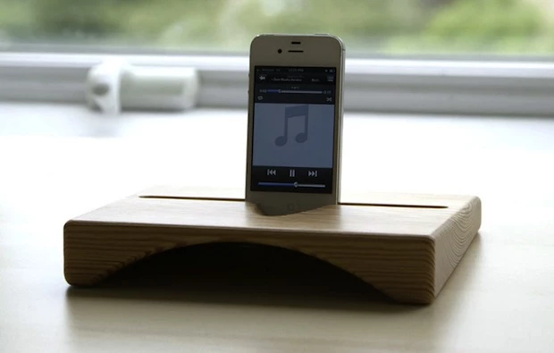 The Sounder also works with an iPhone 4/S