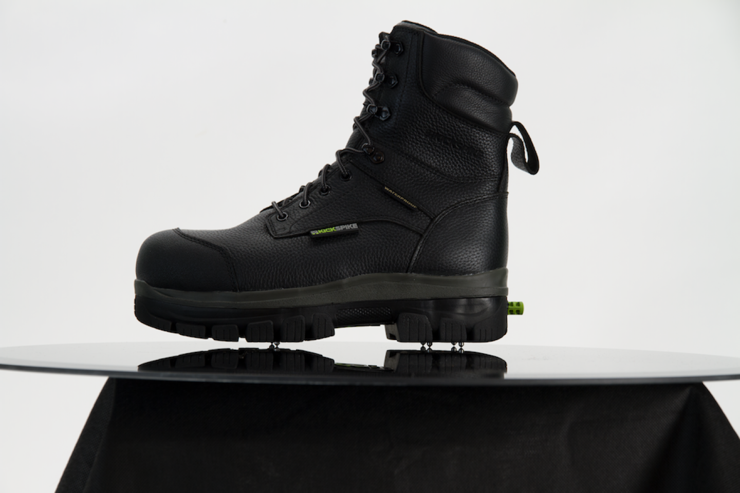 mens winter boots with retractable spikes