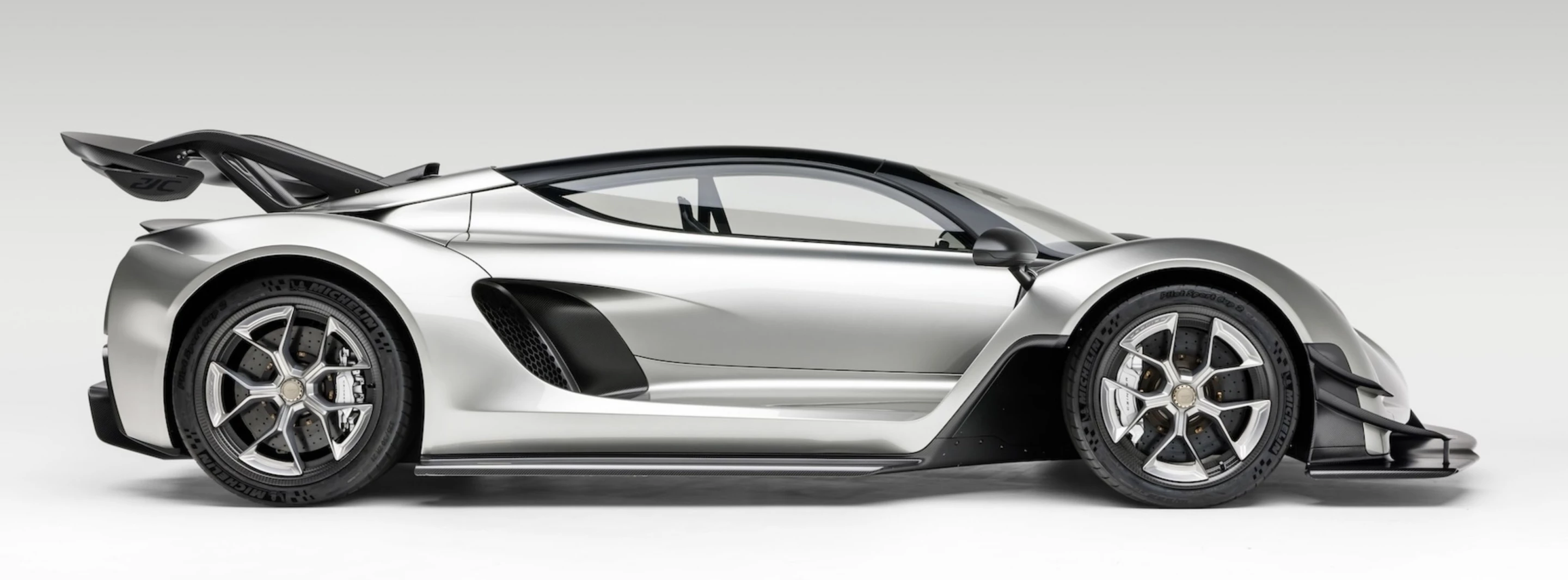 The Czinger 21C just looks goood