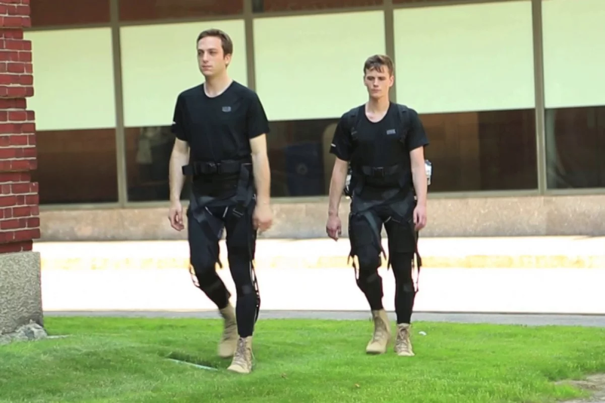 A US$2,9 million contract will allow the Wyss institute to continue development of a soft exoskeleton