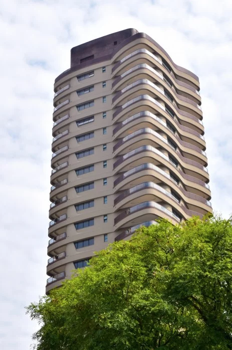 The Cyrela tower was inaugurated by Paolo Pininfarina, manager of Pininfarina, on Monday